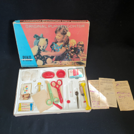 Игрушечный набор "Кукольный доктор", в коробке. ГДР. Картинка 1